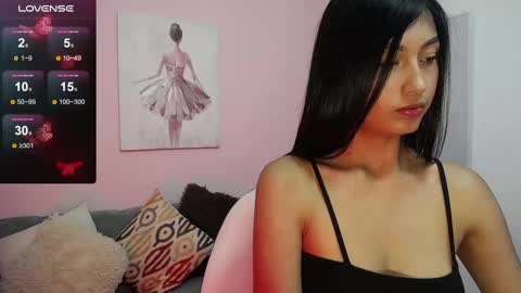 Pau online show from 11-21-25, 12:37