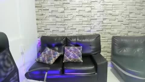 Snapshot of paula_ross_ chatting on 03-27-26, 01:44 paula ross online show from 03-27-26, 01:44