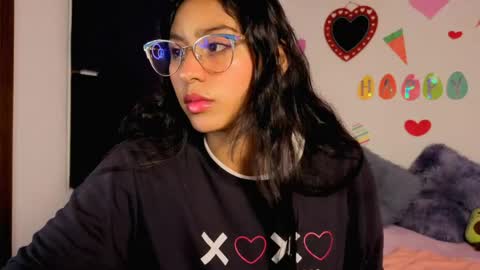 Paula  online show from 04-18-26, 04:05