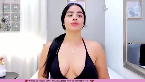      online show from 03-06-25, 07:43