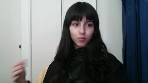 Snapshot of paulainblue chatting on 12-04-24, 04:43 online show from 12-04-24, 04:43