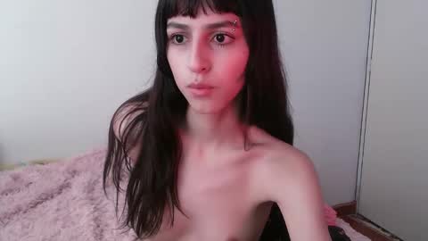 Snapshot of paulainblue chatting on 01-23-25, 02:44 online show from 01-23-25, 02:44