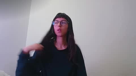   online show from 12-21-25, 09:55