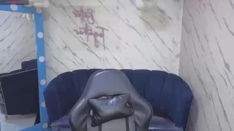 Live 800am 200pm COLOMBIAN HOUR online show from 09-20-25, 01:01