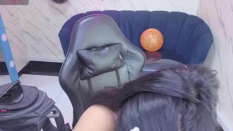 Live 800am 200pm COLOMBIAN HOUR online show from 10-30-25, 01:12