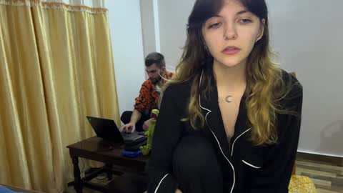 Isla  Chase online show from 12-13-24, 03:32