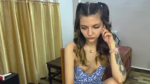 Isla  Chase online show from 01-25-25, 03:30