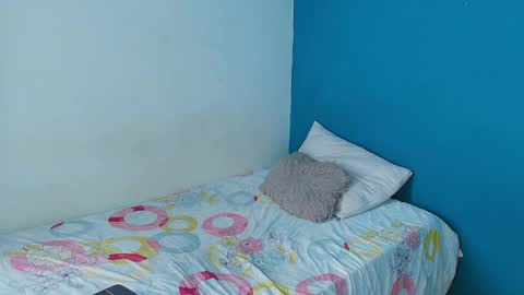 Paulina online show from 05-25-26, 01:39