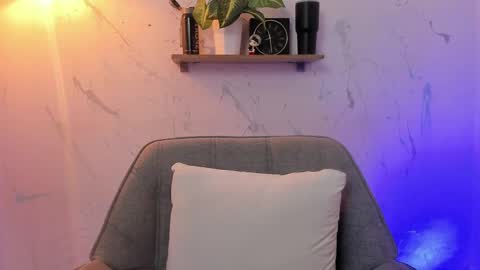 PAULINA  online show from 09-19-25, 02:07