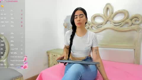 paulina lux online show from 05-03-26, 07:42