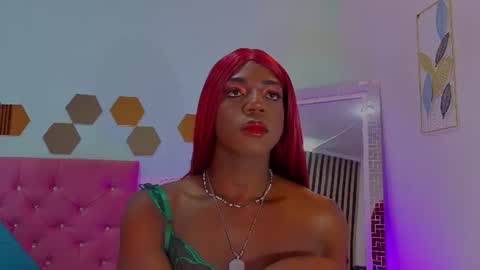 Paulina  online show from 06-18-26, 07:29