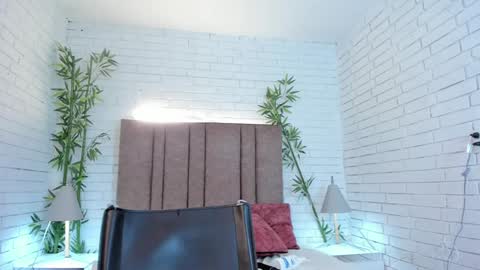 Paulina  online show from 01-11-25, 02:36