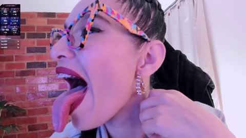 Paulina online show from 01-10-25, 12:38