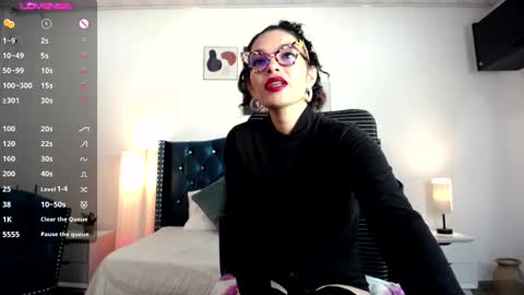 Paulina online show from 02-13-25, 12:21