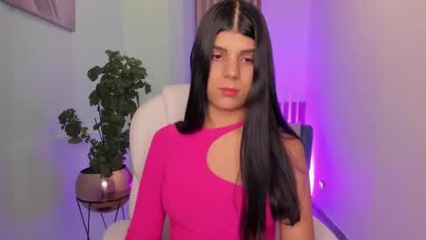 Snapshot of paulinabelle chatting on 02-20-25, 05:12 Paulina Belle online show from 02-20-25, 05:12