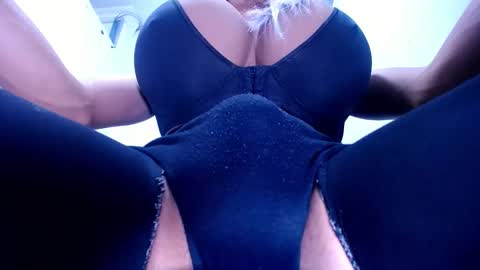 paulinabigcock24 online show from 12-14-24, 05:29
