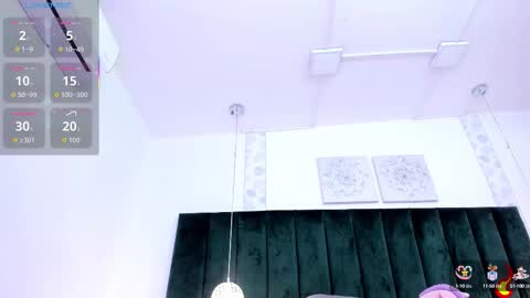 Paulina online show from 10-15-25, 01:33