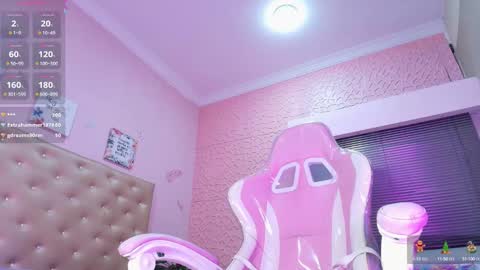 PaulinaSaennz online show from 02-13-25, 03:46