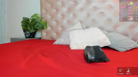 PaulinaSaennz online show from 06-20-26, 12:30