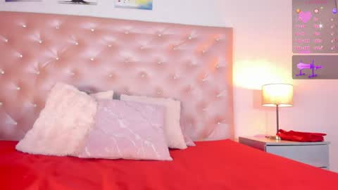 PaulinaSaennz online show from 06-24-26, 01:43
