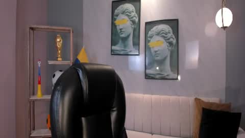 Paulina Santos  online show from 06-18-26, 08:24