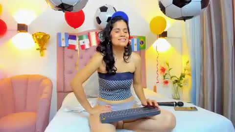 paulinavera online show from 06-19-26, 02:10