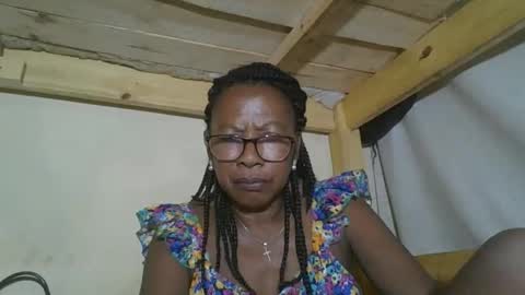 pauline online show from 02-05-26, 06:56