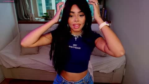 paulinne_clark online show from 03-12-26, 07:42