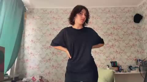 lilyyyyy online show from 06-23-26, 07:28