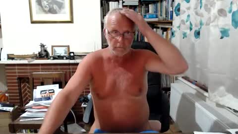 Snapshot of paull56r_ chatting on 06-02-26, 01:07 Hi Im Paul online show from 06-02-26, 01:07