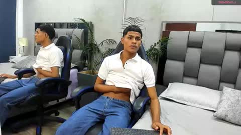 Snapshot of paull_cassidy chatting on 09-27-25, 07:19 Paull Cassidy online show from 09-27-25, 07:19