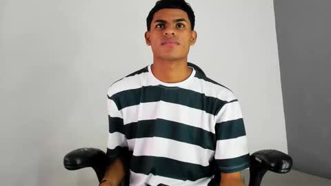 Snapshot of paull_cassidy chatting on 10-12-25, 07:35 Paull Cassidy online show from 10-12-25, 07:35