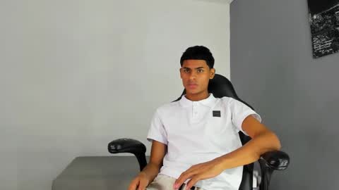 Snapshot of paull_cassidy chatting on 10-15-25, 07:47 Paull Cassidy online show from 10-15-25, 07:47