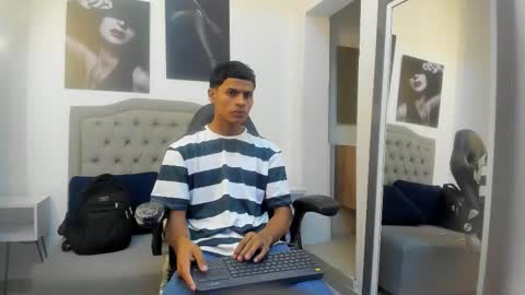 Snapshot of paull_cassidy chatting on 10-26-25, 07:53 Paull Cassidy online show from 10-26-25, 07:53