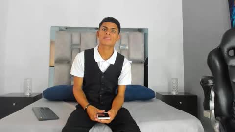 Snapshot of paull_cassidy chatting on 11-02-25, 07:38 Paull Cassidy online show from 11-02-25, 07:38