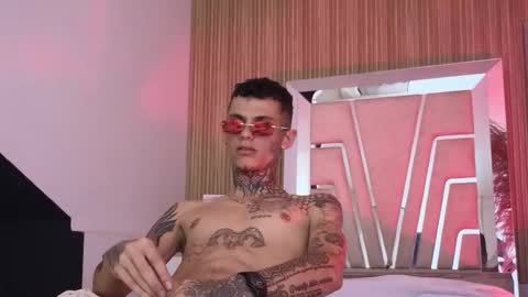 Paulo online show from 03-26-26, 05:46