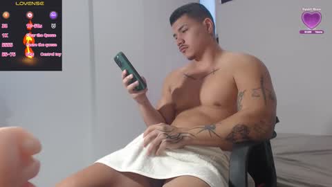 Snapshot of paulo_allen chatting on 03-24-26, 01:38 Paulo online show from 03-24-26, 01:38