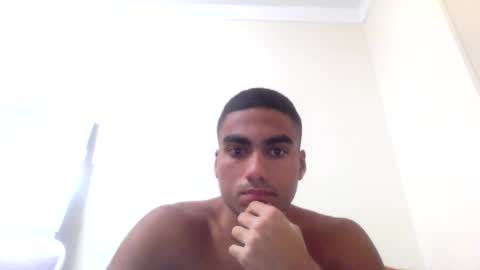 Snapshot of paulobonaventuree chatting on 02-15-26, 06:37 paulo online show from 02-15-26, 06:37