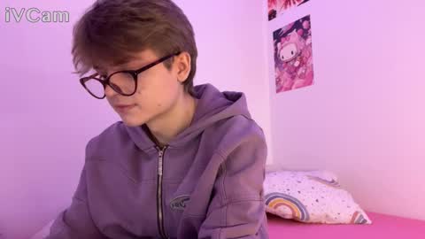 Paulo online show from 02-11-26, 09:42