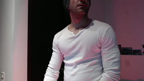 Paul online show from 12-16-25, 01:32