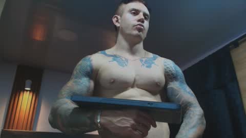 Snapshot of paulthompson_ chatting on 03-12-26, 05:24 Paul online show from 03-12-26, 05:24