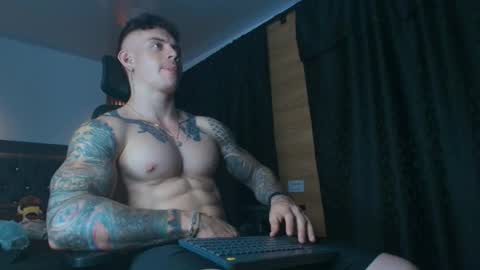 Snapshot of paulthompson_ chatting on 03-17-26, 05:11 Paul online show from 03-17-26, 05:11