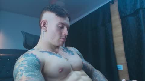 Snapshot of paulthompson_ chatting on 03-18-26, 05:21 Paul online show from 03-18-26, 05:21