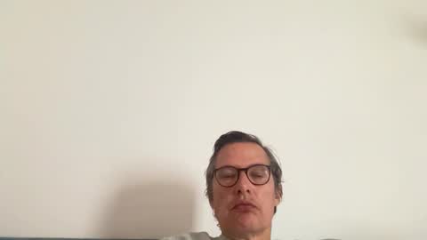 paulwill2377 online show from 02-10-26, 06:45