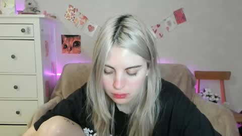 Allisses online show from 05-09-26, 05:56