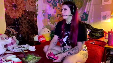 Snapshot of payyourprincessjess chatting on 12-21-24, 12:53 payyourprincessjess online show from 12-21-24, 12:53