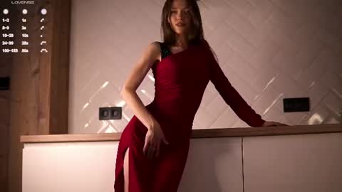Sexy Mila online show from 06-28-26, 03:56