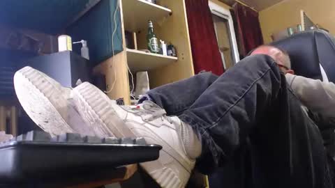 pc8474408 online show from 05-25-26, 12:05