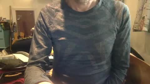 Snapshot of pea23 chatting on 01-23-25, 01:45 pea23 online show from 01-23-25, 01:45