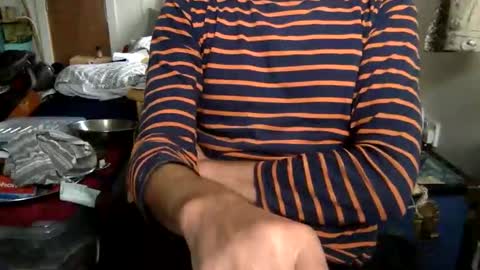 Snapshot of pea23 chatting on 09-27-25, 11:04 pea23 online show from 09-27-25, 11:04